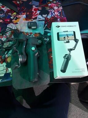 DJI Osmo Mobile 7P Gimbal Stabilizer – Like New